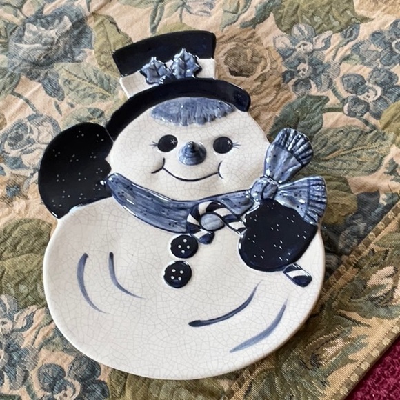 Dedham Pottery NWOT, 3D Crumbles the Snowman, vintage 1990s Reproduction - Picture 1 of 4